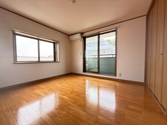 物件内観写真18　(居室)