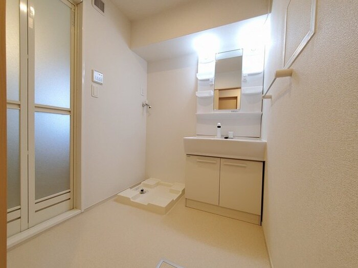 物件内観写真13　(洗面)