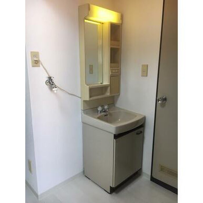 物件内観写真10　(洗面)