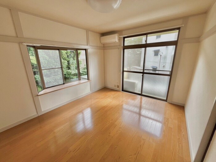 物件内観写真10　(居室)