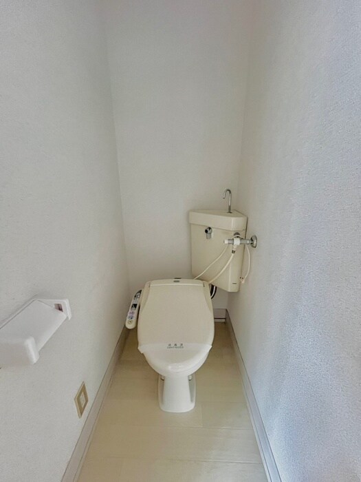 物件内観写真14　(トイレ)