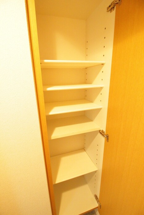 物件内観写真17　(靴箱)