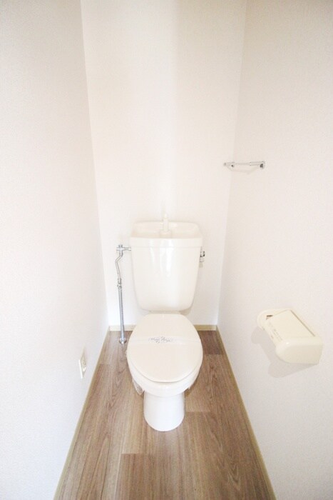 物件内観写真15　(トイレ)