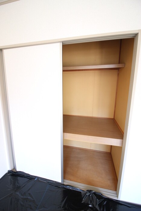 物件内観写真16　(収納)