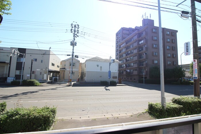 物件内観写真22　(室内からの展望)