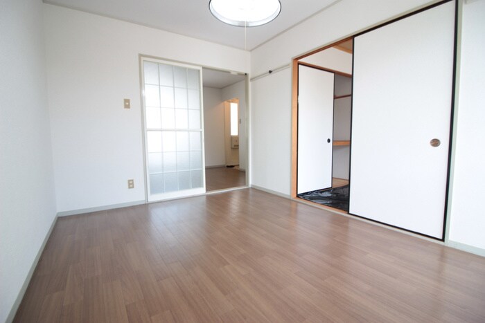 物件内観写真7　(居室)