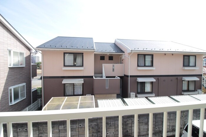 物件外観写真6　(周辺環境)