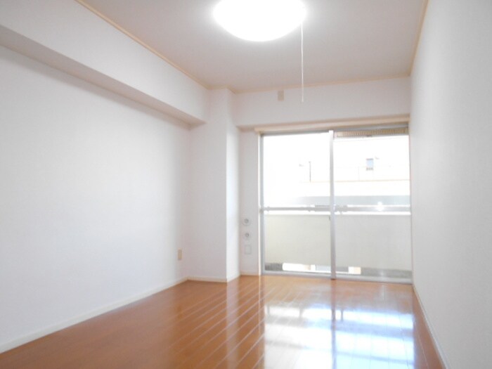 物件内観写真11　(居室)