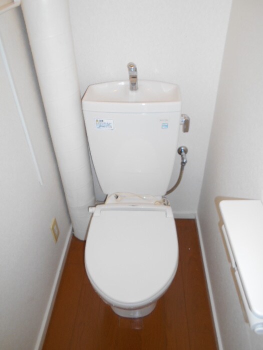 物件内観写真16　(トイレ)