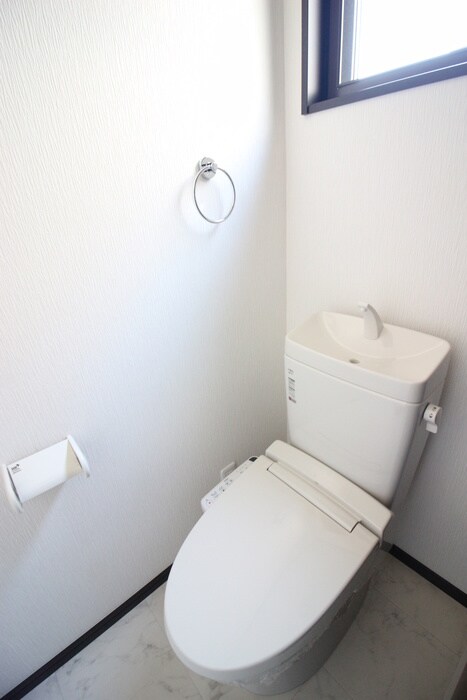 物件内観写真10　(トイレ)