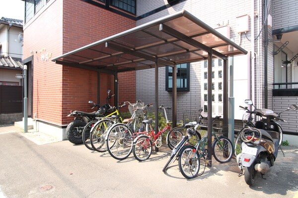 駐輪場