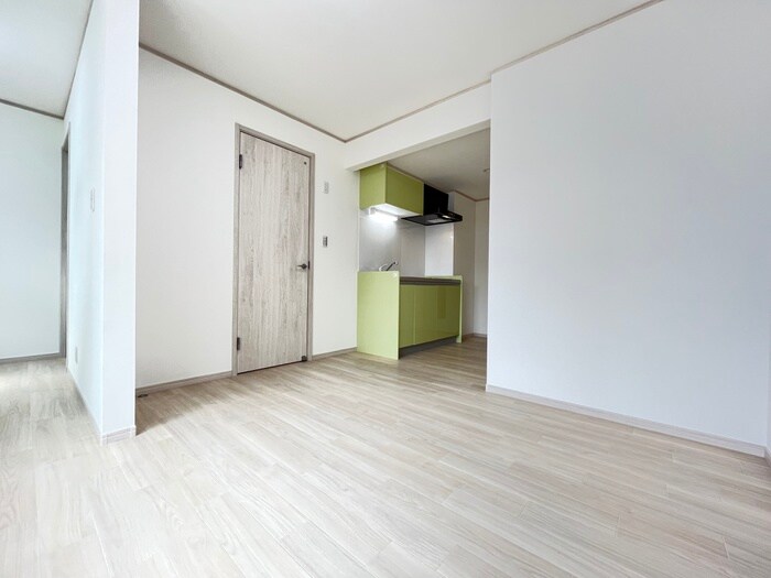 物件内観写真7　(居室)