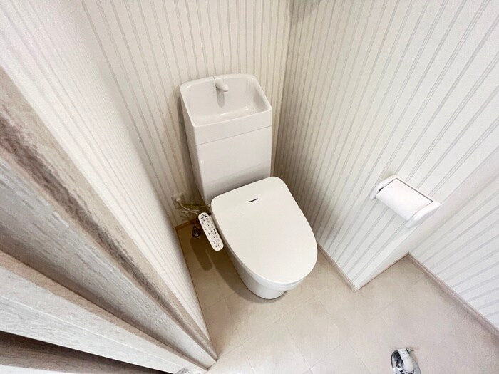 物件内観写真14　(トイレ)