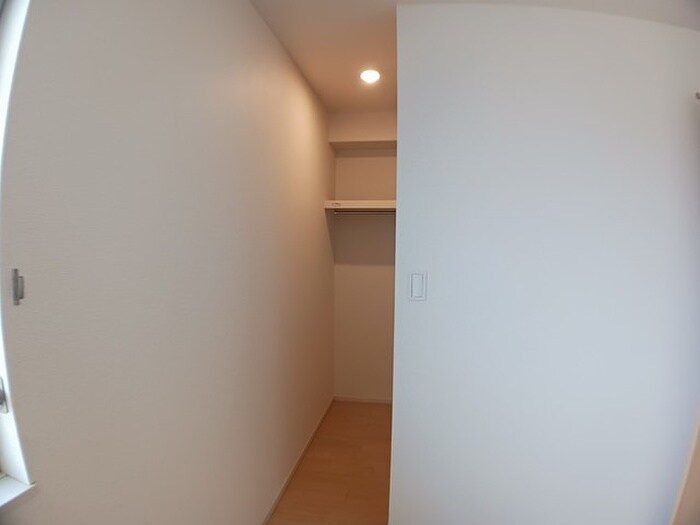 物件内観写真9　(収納)