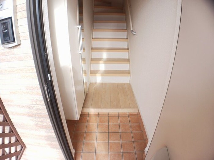 物件内観写真10　(廊下)