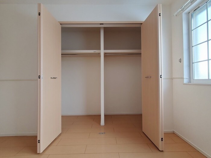 物件内観写真9　(収納)