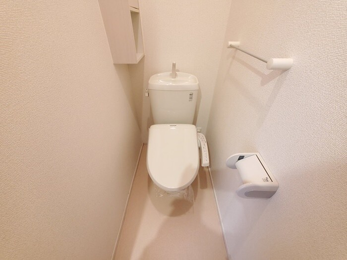 物件内観写真12　(トイレ)