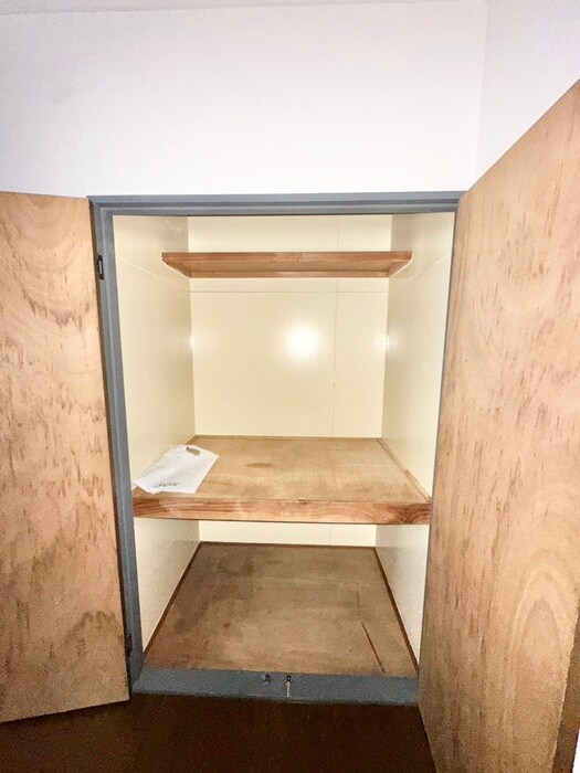 物件内観写真11　(収納)