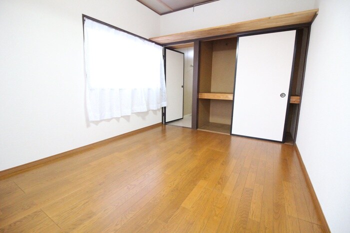 物件内観写真7　(居室)