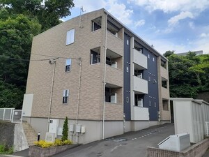 プレジール北中山外観写真