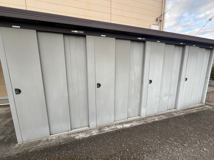 物件外観写真4　(建物設備)