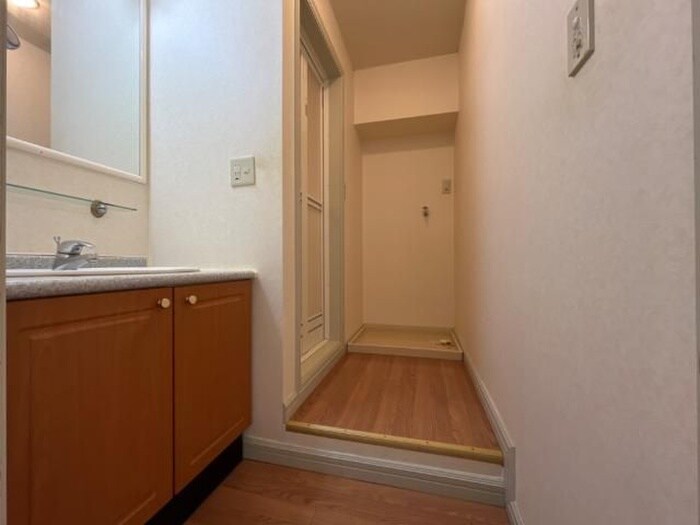 物件内観写真11　(洗面)