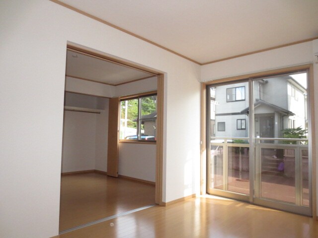 物件内観写真15　(居室)