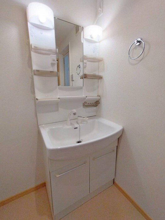 物件内観写真10　(洗面)