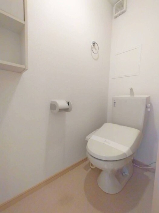 物件内観写真11　(トイレ)