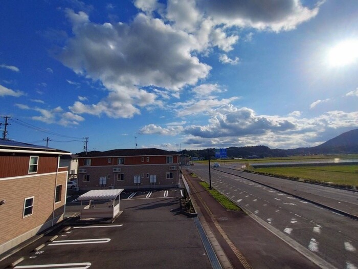 物件内観写真15　(室内からの展望)