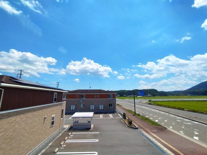 物件内観写真15　(室内からの展望)