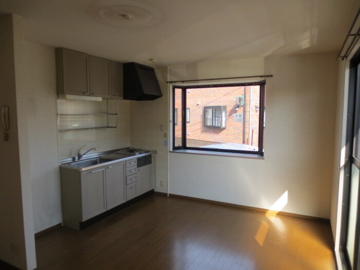 物件内観写真4　(居室)