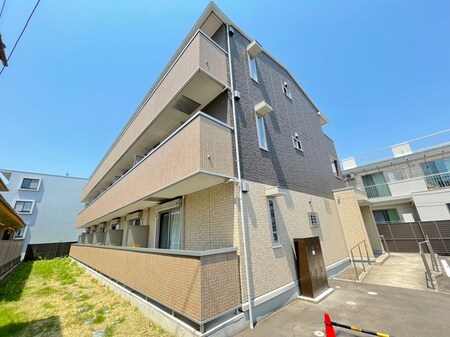 D-room川内川前丁外観写真