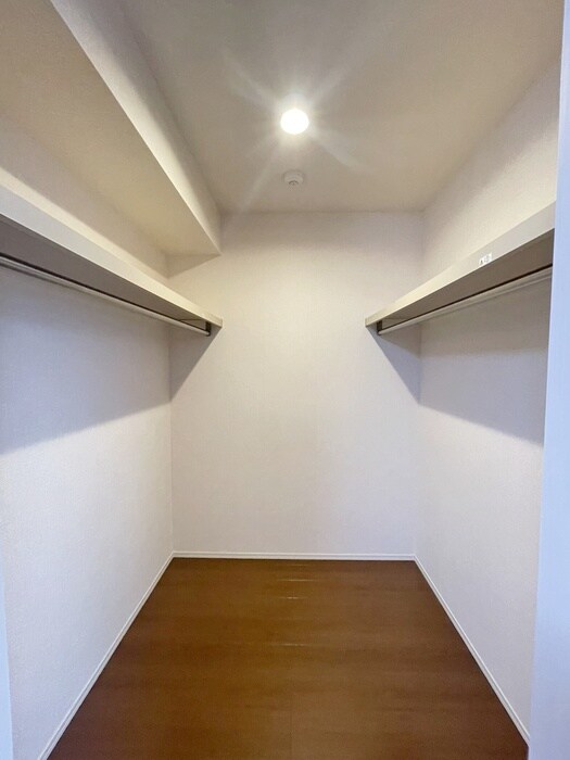 物件内観写真16　(収納)