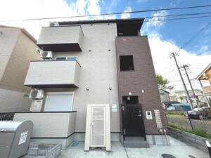 ベアトリーチェ北仙台外観写真