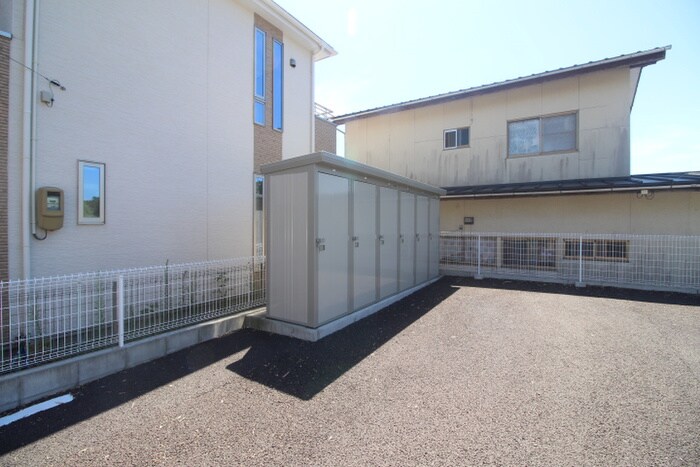 物件外観写真4　(建物設備)