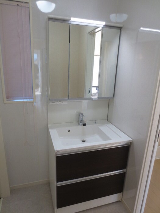 物件内観写真7　(洗面)