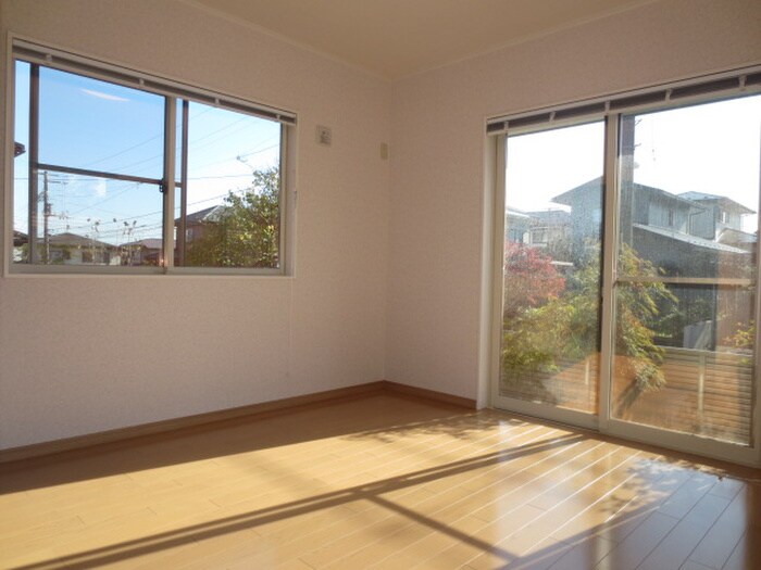 物件内観写真12　(居室)