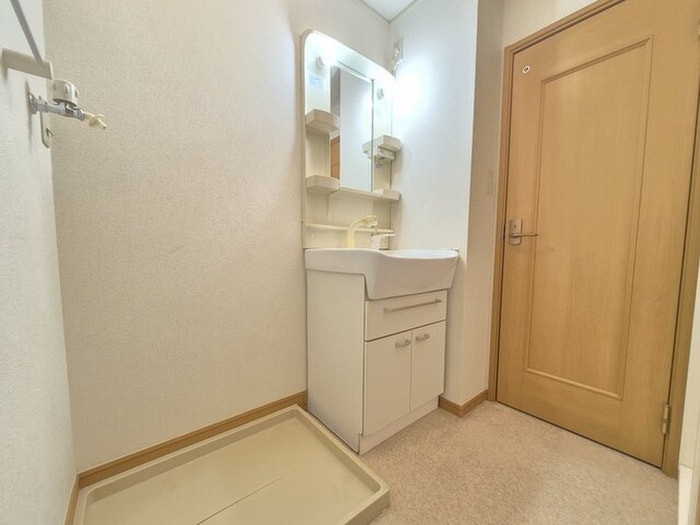 物件内観写真9　(洗面)