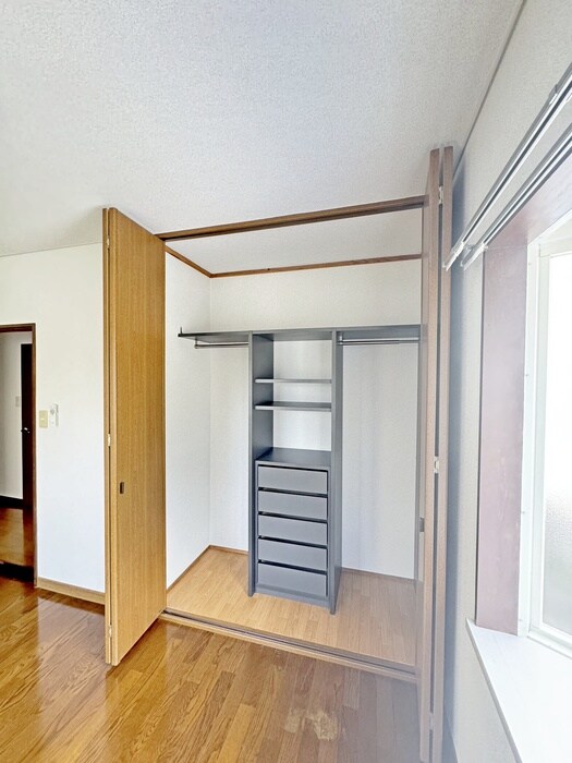 物件内観写真12　(収納)