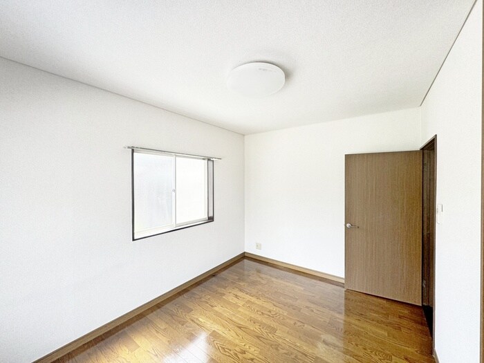 物件内観写真17　(居室)