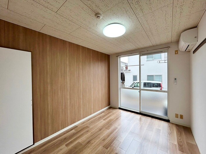 物件内観写真10　(居室)