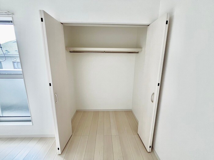 物件内観写真11　(収納)