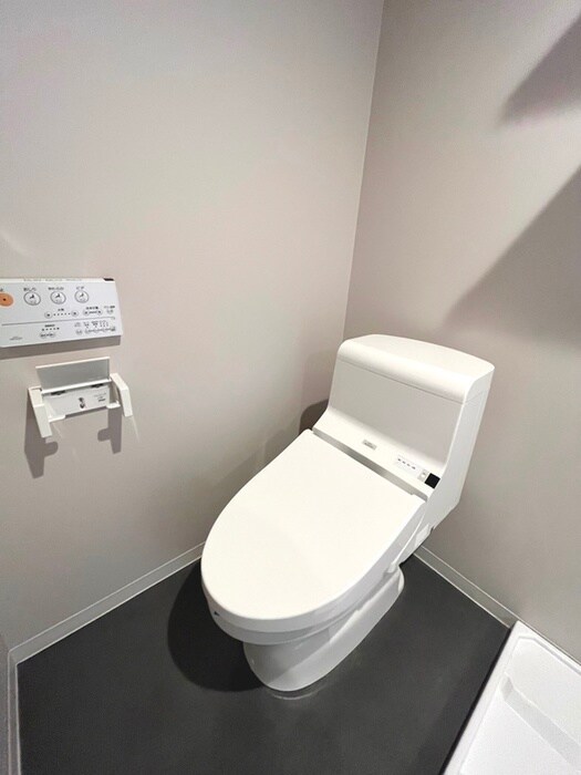 物件内観写真14　(トイレ)