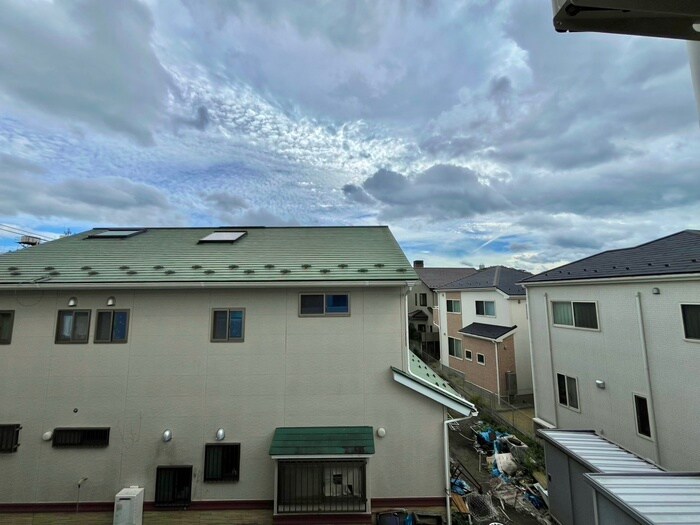 物件内観写真22　(室内からの展望)