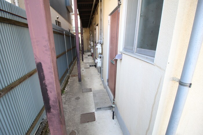 物件外観写真6　(駐輪場)