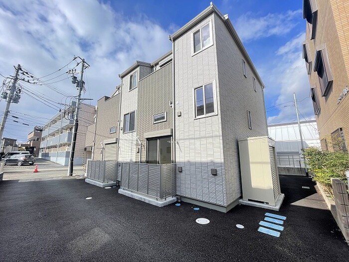 物件外観写真6　(外観写真)