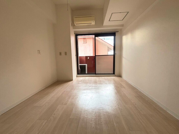 物件内観写真11　(居室)