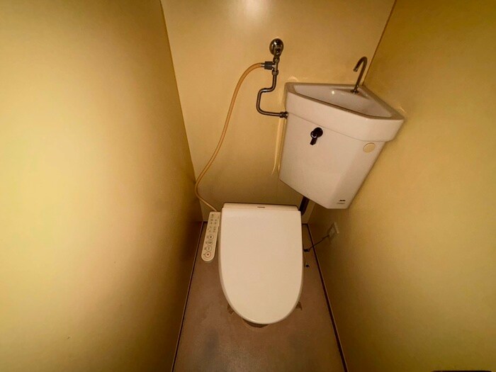 物件内観写真16　(トイレ)