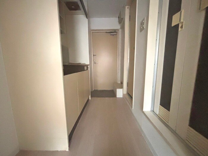 物件内観写真19　(廊下)